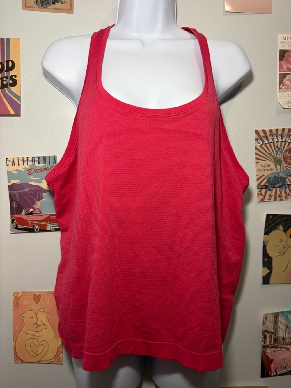 lululemon athletica Women's Scoop Neck Tank Top - Bright Pink